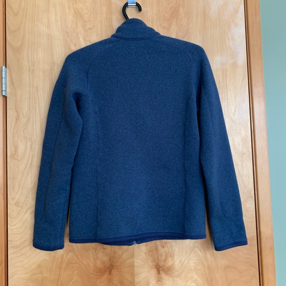 Patagonia sweater/jacket - Picture 3 of 5